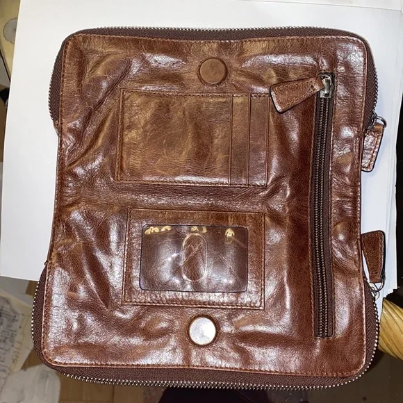 Tano Leather Wallet - Picture 9 of 10